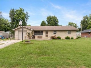 Foreclosed Home - 765 WILLOW DR S, 47274