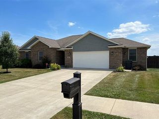 Foreclosed Home - 5963 MOONLIGHT CT, 47274