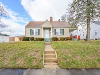 Foreclosed Home - 106 SOUTH ST, 47274