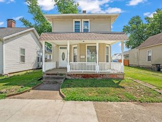 Foreclosed Home - 614 N CHESTNUT ST, 47274