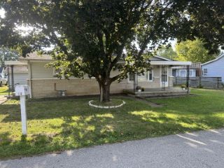Foreclosed Home - 9614 WALNUT ST, 47280