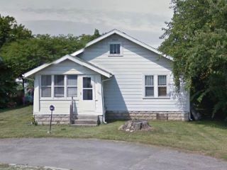 Foreclosed Home - 1401 S EMERSON CT, 47302