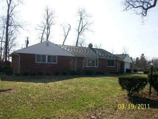 Foreclosed Home - 5000 N HICKORY RD, 47303