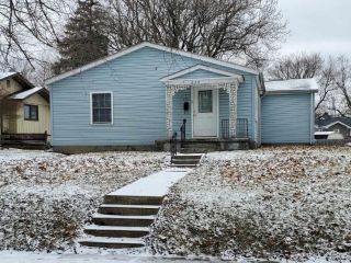 Foreclosed Home - 620 W UNIVERSITY AVE, 47303