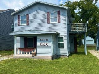 Foreclosed Home - 1010 W REX ST, 47303