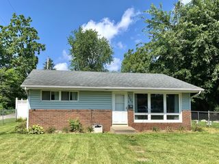 Foreclosed Home - 1501 N GRANVILLE AVE, 47303