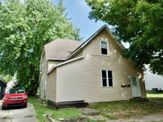 Foreclosed Home - 204 N DILL ST, 47303