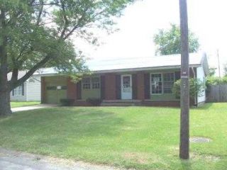Foreclosed Home - 1917 W SHEFFIELD DR, 47304