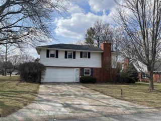 Foreclosed Home - 2700 W BROOK DR, 47304