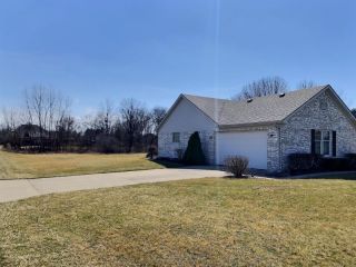 Foreclosed Home - 8001 W TIPPERARY DR, 47304