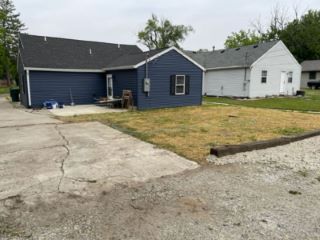 Foreclosed Home - 2112 N JANNEY AVE, 47304