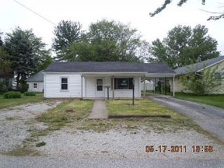 Foreclosed Home - 103 E MAPLE ST, 47305