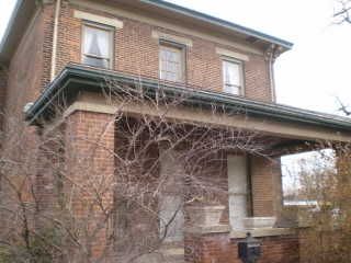 Foreclosed Home - 1204 N CENTRAL AVE, 47331