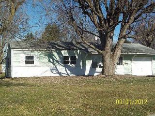 Foreclosed Home - 1332 W 6TH ST, 47331