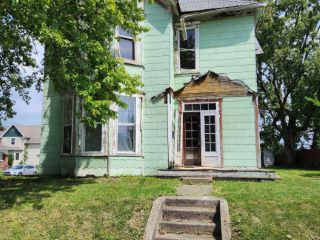 Foreclosed Home - 126 W PLEASANT ST, 47336