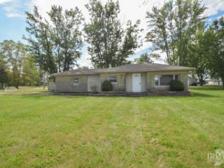 Foreclosed Home - 1301 W WATER ST, 47348