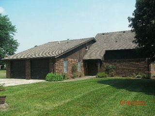 Foreclosed Home - 600 W OAK ST, 47368