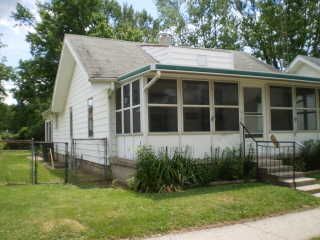 Foreclosed Home - 119 SW F ST, 47374