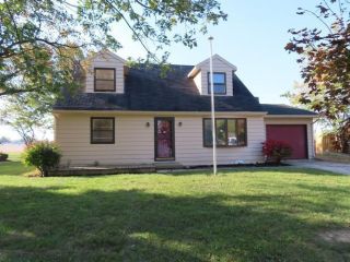 Foreclosed Home - 517 Royale Drive, 47390