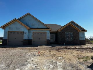 Foreclosed Home - 9505 W TRADITION DR, 47396