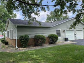 Foreclosed Home - 771 E WATERLOO CT, 47401