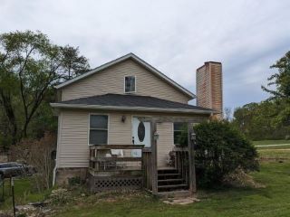 Foreclosed Home - 6176 S FAIRFAX RD, 47401