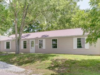 Foreclosed Home - 1109 S FESS AVE, 47401