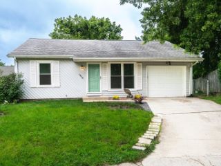 Foreclosed Home - 1614 S GREYSTONE CT, 47401