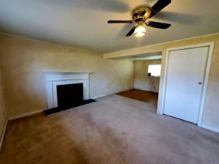Foreclosed Home - 3501 W FOX TRAIL PL, 47403