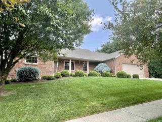 Foreclosed Home - 1410 W DOVE DR, 47403