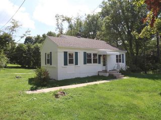 Foreclosed Home - 425 W CEDAR BLUFF RD, 47403