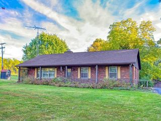 Foreclosed Home - 8511 N NORM ANDERSON RD, 47404