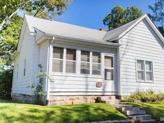 Foreclosed Home - 203 S MAPLE ST, 47404