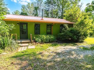 Foreclosed Home - 4060 N HINKLE RD, 47408
