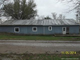 Foreclosed Home - 144 COMMUNITY DR, 47421