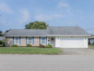 Foreclosed Home - 1807 WINDWOOD DR, 47421