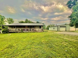 Foreclosed Home - 146 PEERLESS QUARRY RD, 47421