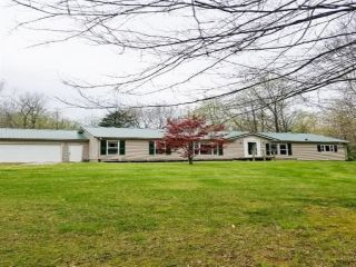 Foreclosed Home - 1159 BEECH CHURCH RD, 47427