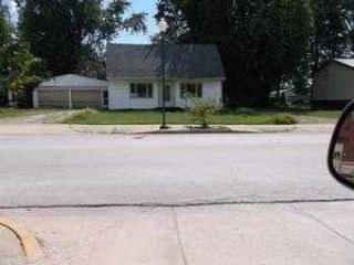 Foreclosed Home - 332 W Main St, 47438