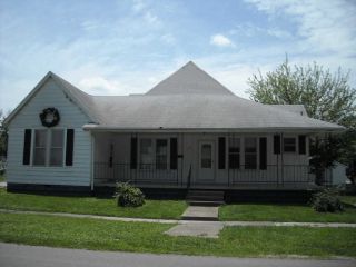 Foreclosed Home - 210 3RD ST NW, 47441