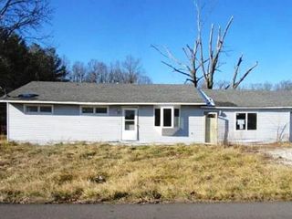 Foreclosed Home - 1405 N 1375 W, 47441