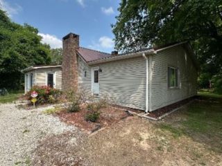 Foreclosed Home - List 100817012