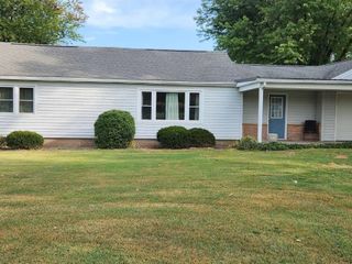 Foreclosed Home - 12236 W 25 S, 47441