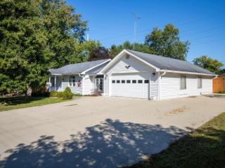 Foreclosed Home - 123 8TH ST, 47451