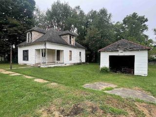 Foreclosed Home - 304 W HARRISON ST, 47452