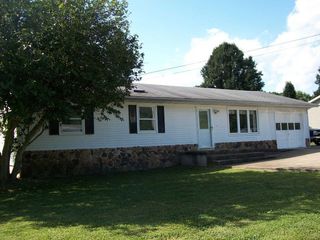 Foreclosed Home - 922 W HOSPITAL RD, 47454