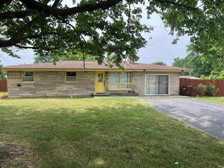 Foreclosed Home - 522 S DAYTON ST, 47471