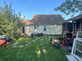 Foreclosed Home - 310 JEFFERSON ST, 47512