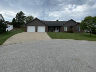Foreclosed Home - 2255 KIMBERLY CT, 47532