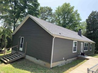 Foreclosed Home - 14500 N COUNTY ROAD 150 E, 47537